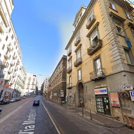 Bed and Breakfast Monteoliveto 5 Napoli Esterno foto