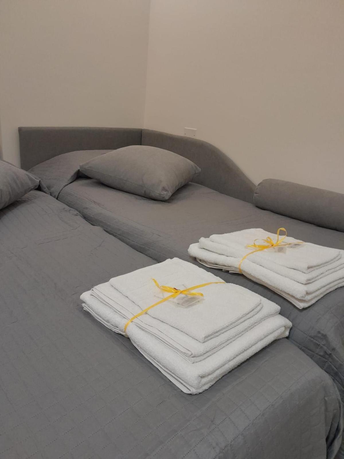 Bed and Breakfast Monteoliveto 5 Napoli Esterno foto